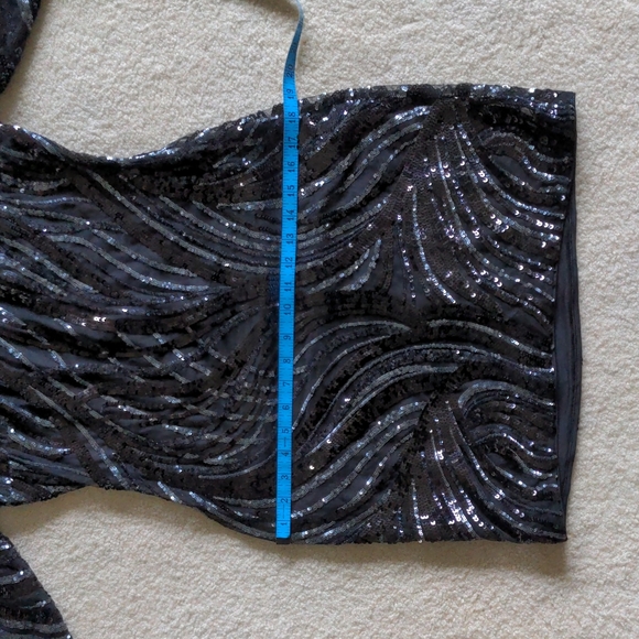 Express Dress - Picture 10 of 12